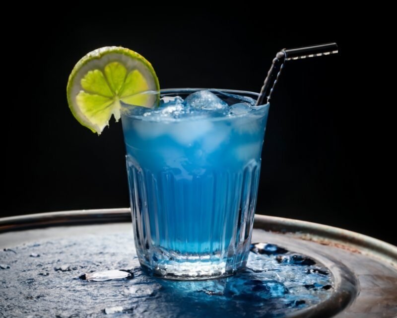 blue_gatorade_cocktail_drink